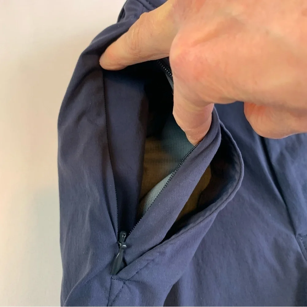 Men's J. Crew Navy 9” Tech Shorts Sz 32